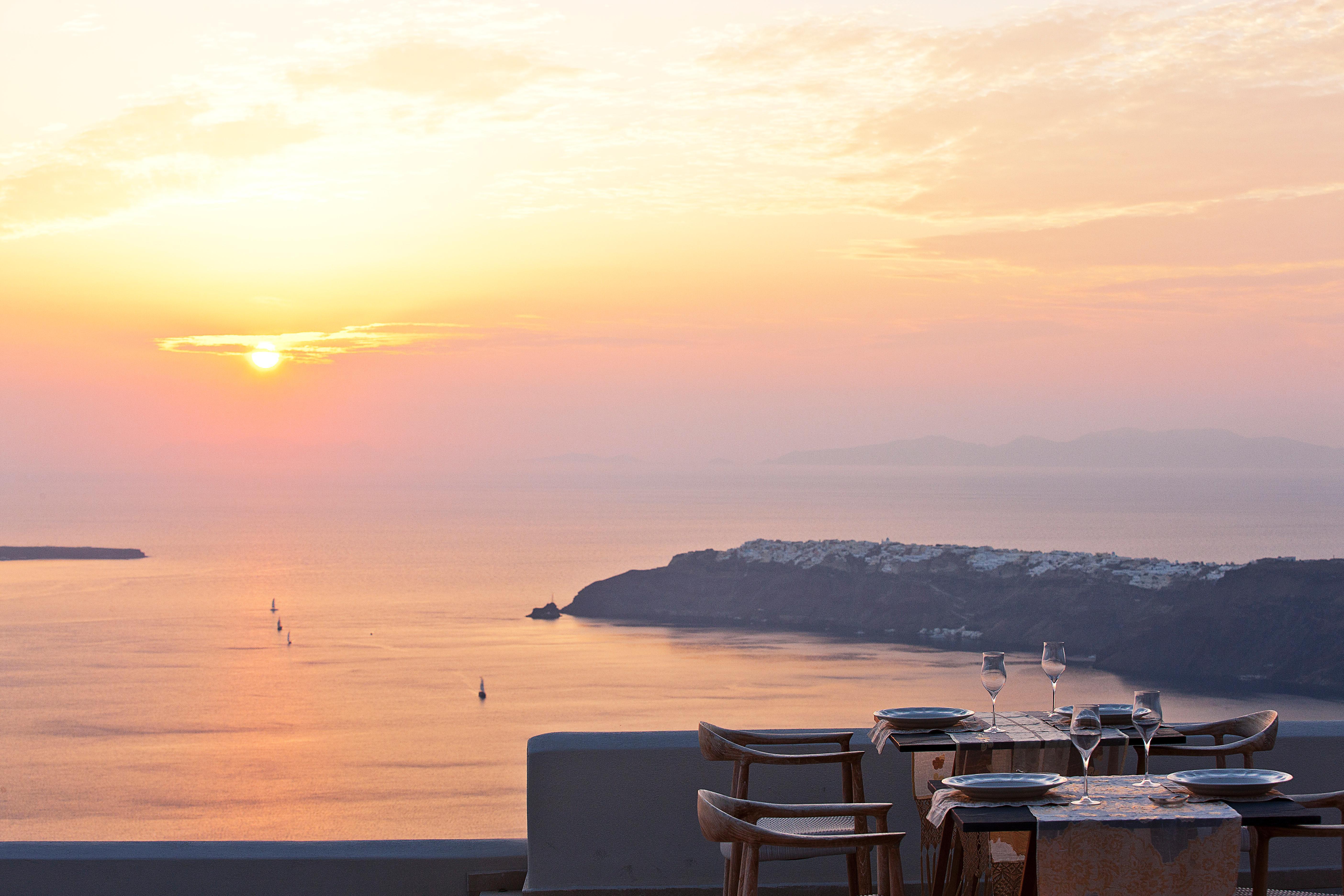 Gold Suites - Small Luxury Hotels Of The World Imerovigli  Restaurant photo